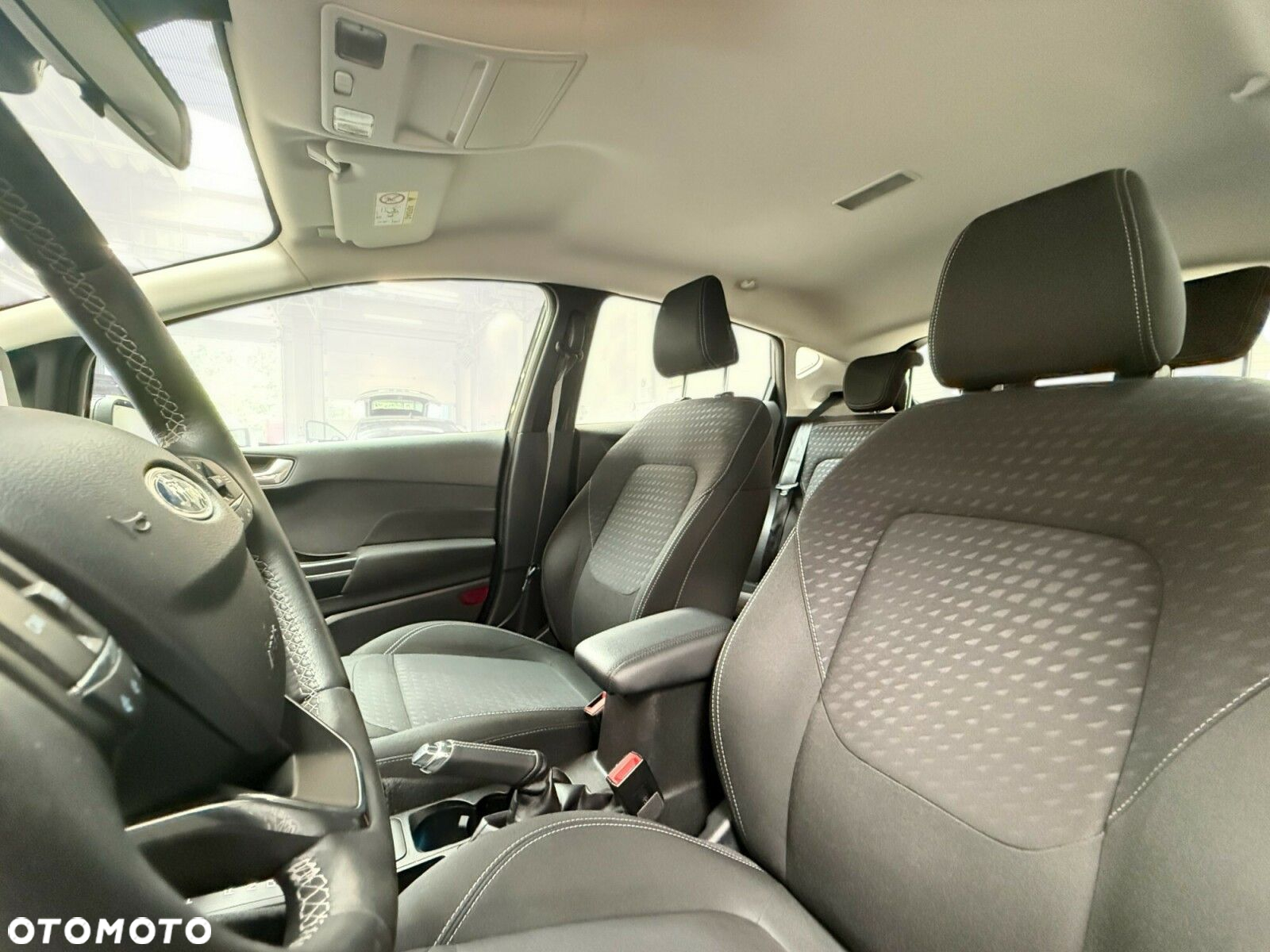 Ford Fiesta - 17