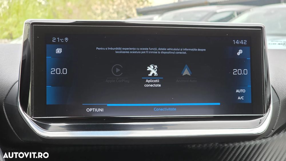 Peugeot 2008 1.2 L PureTech STT Allure - 30