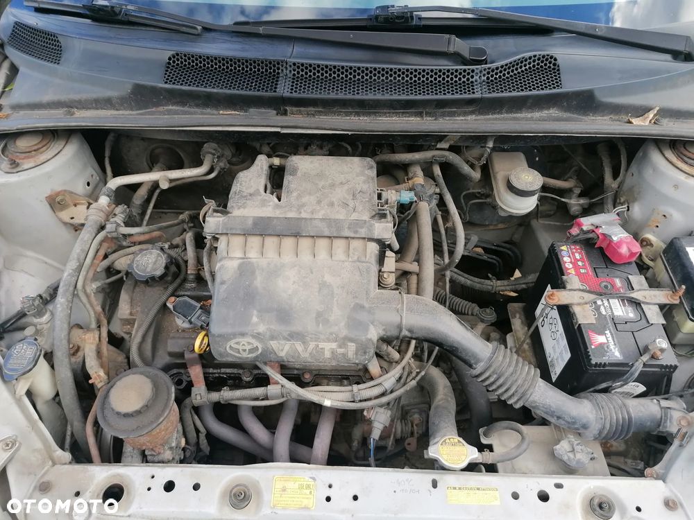 Toyota Yaris 1.0 Luna - 5