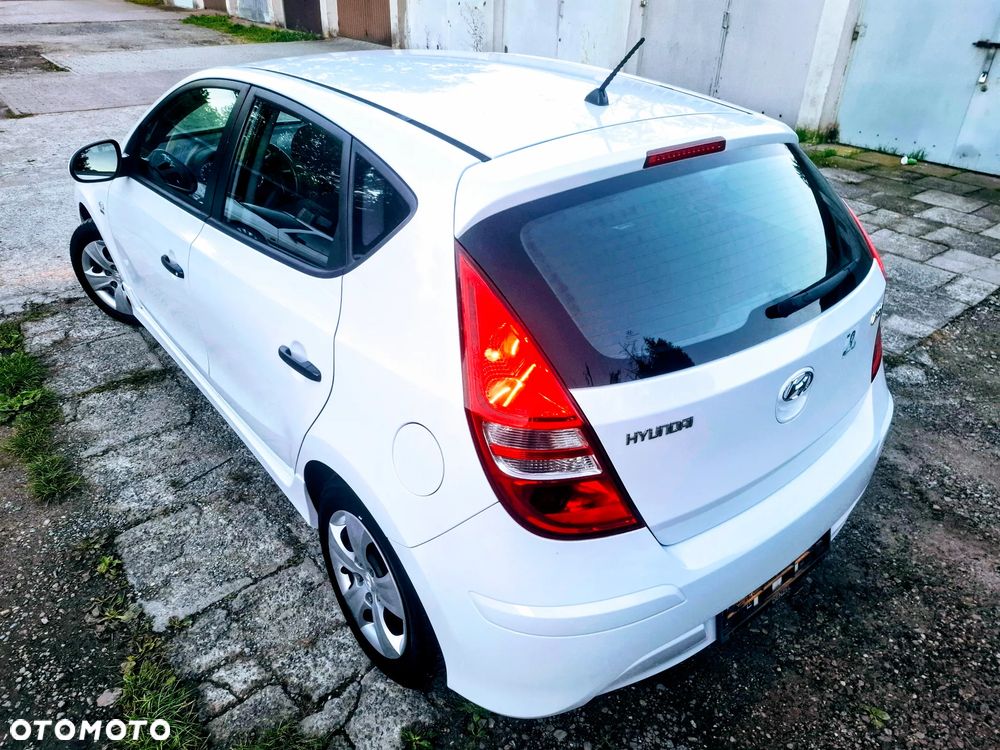 Hyundai i30 1.4 Blue Comfort - 29