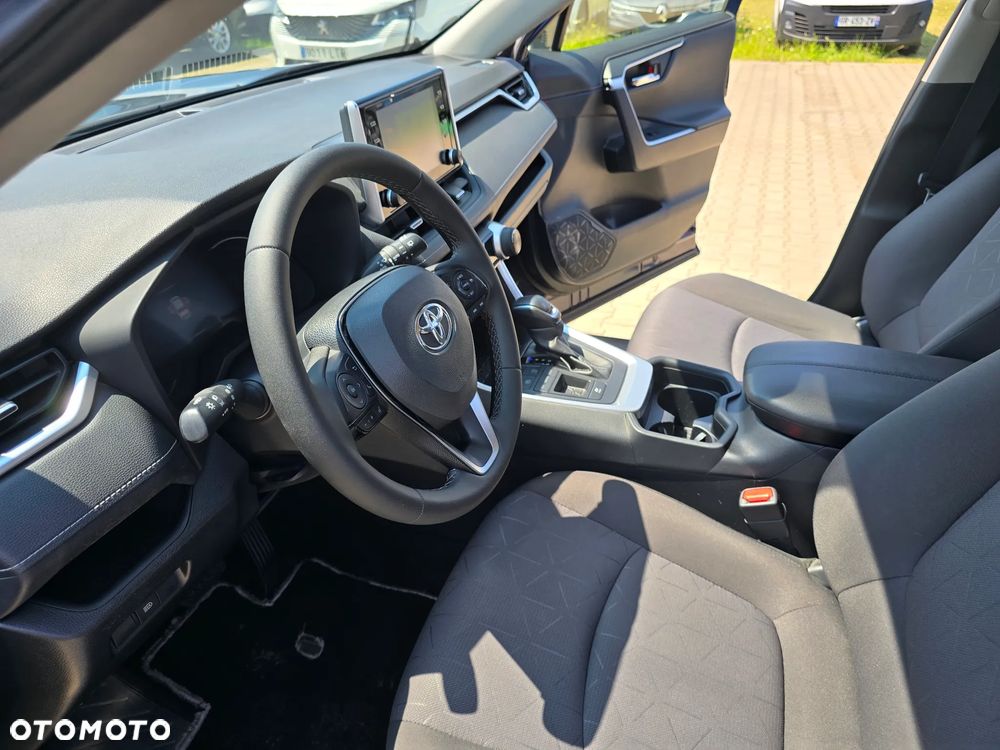 Toyota RAV4 - 24