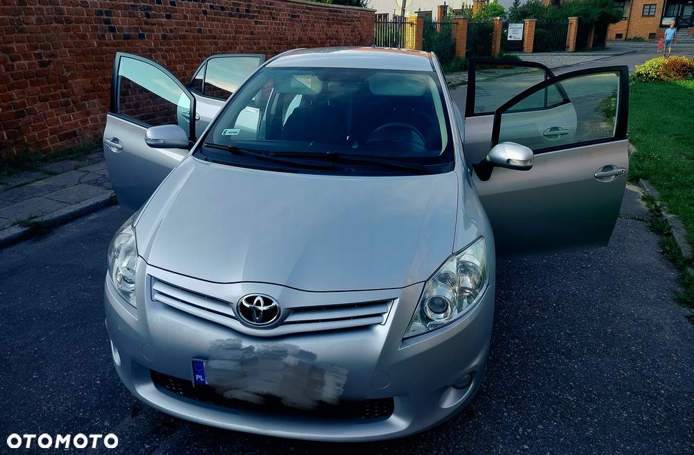 Toyota Auris 1.6 Active - 10