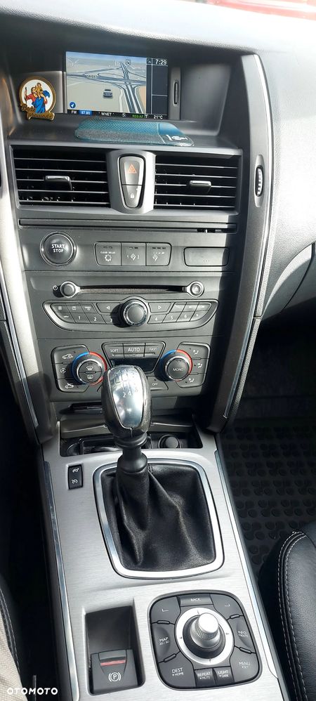 Renault Latitude 2.0 dCi Privilege - 17