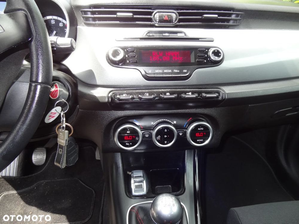 Alfa Romeo Giulietta 1.4 TB 16V - 10