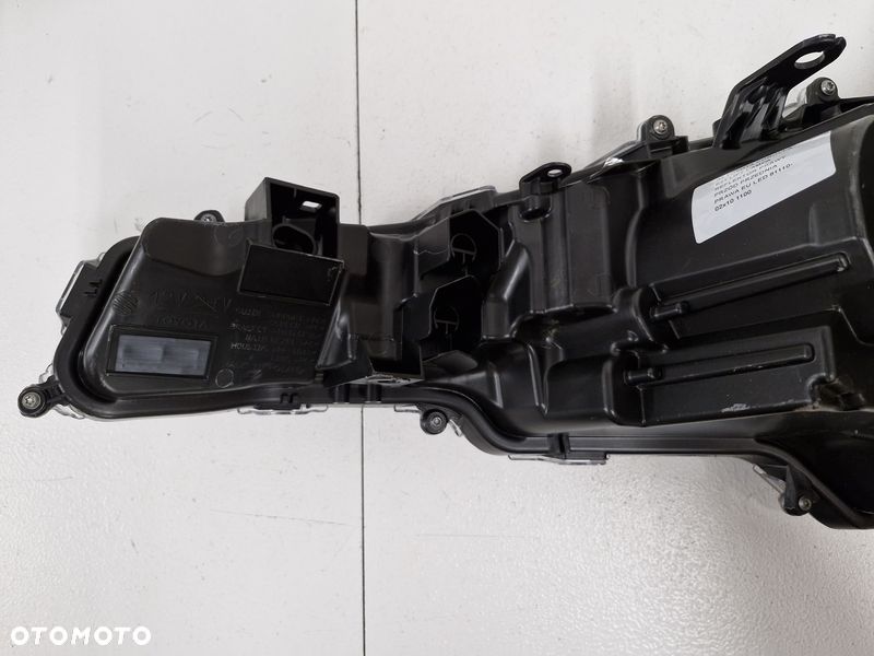 TOYOTA COROLLA E21 LIFT LAMPA REFLEKTOR PRAWY PRZÓD EU LED 81110-02X10 - 7