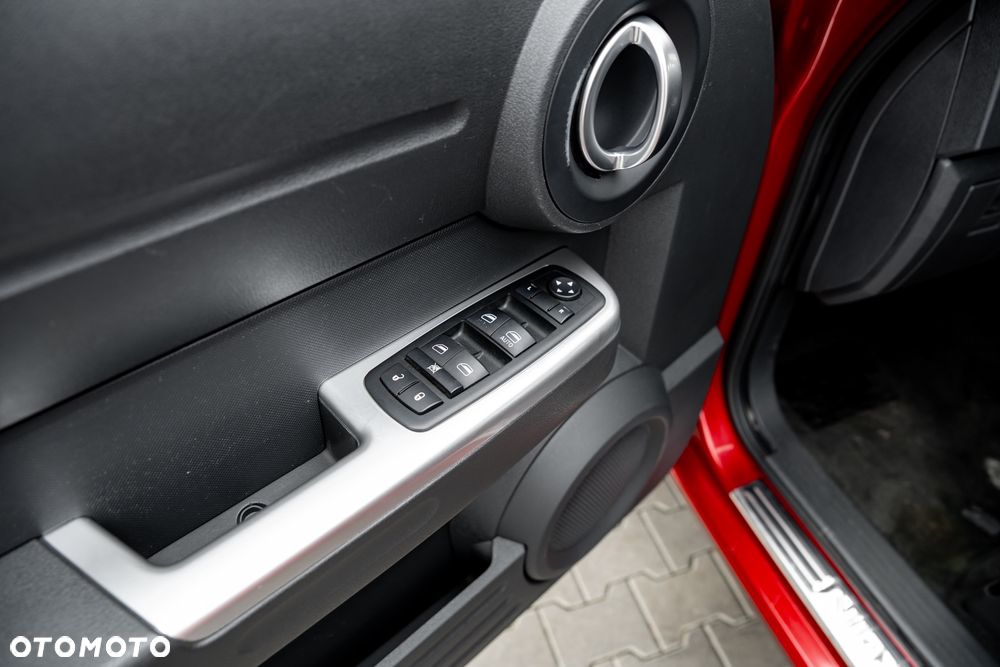 Dodge Nitro 4.0 Automatik R/T - 17