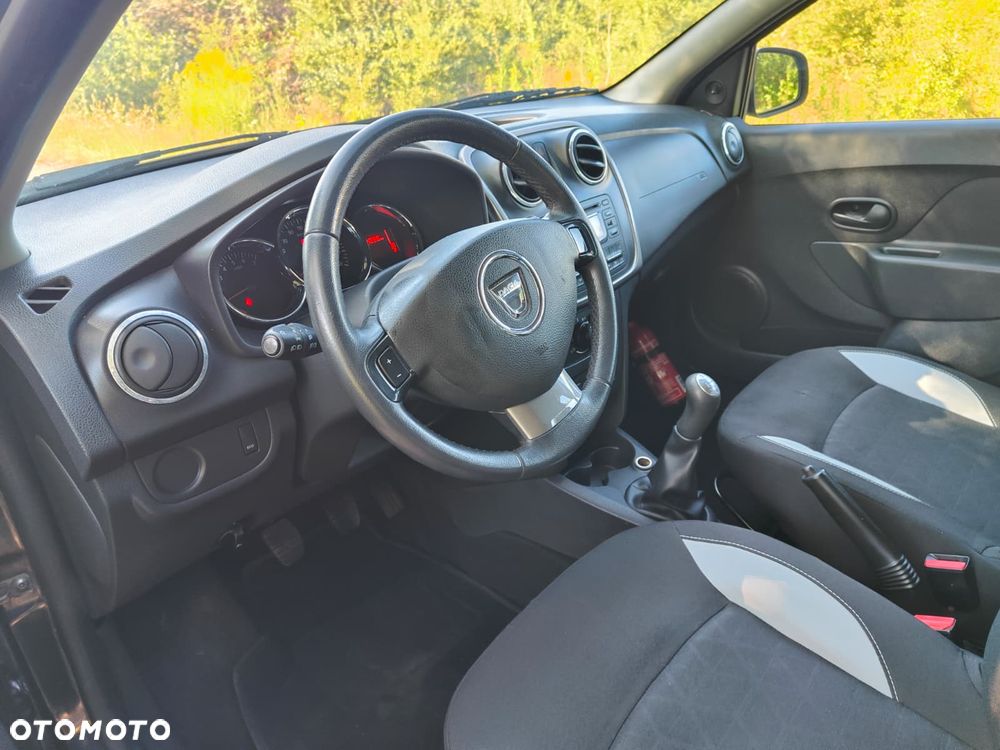 Dacia Sandero dCi 90 Laureate - 12