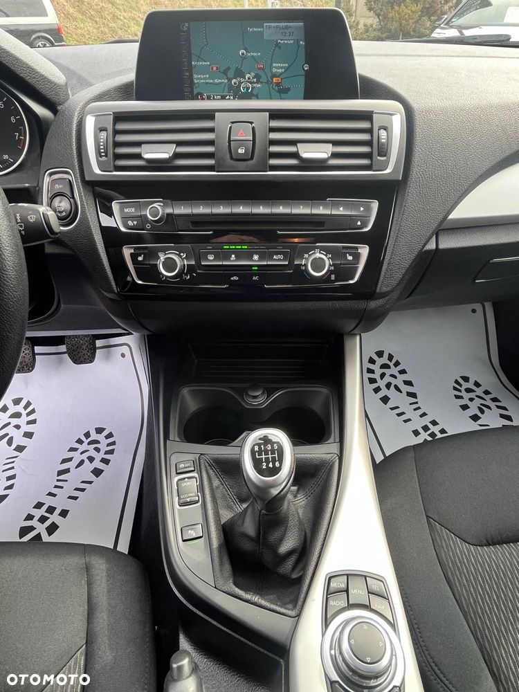 BMW Seria 1 116i Sport Line - 15