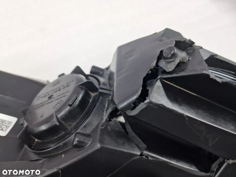 HYUNDAI I30 III 3 LIFT PRAWA LAMPA PRZEDNIA PRZÓD FULL LED , NR 92102-G4XXX / 92102-G4600 , NR AUKCJI LA70 - 12