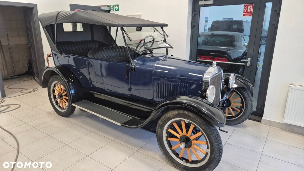 Ford Inny - 23