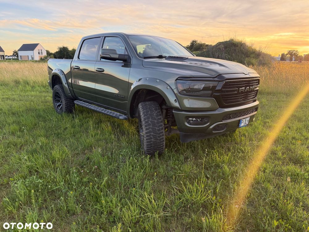 RAM 1500 Crew Cab Laramie - 18