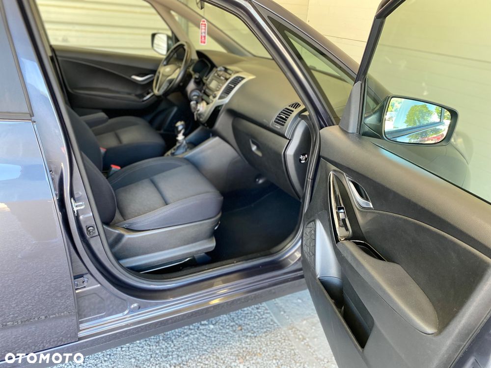 Hyundai ix20 1.6 blue YES Gold - 18