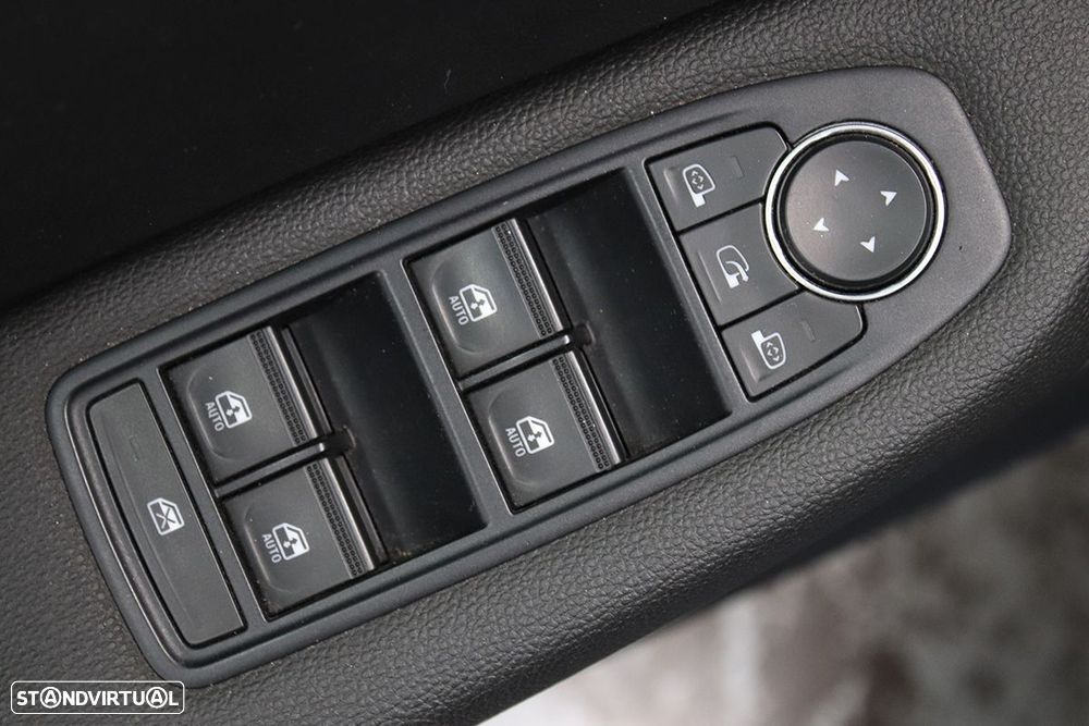 Renault Clio 1.0 TCe Evolution - 21