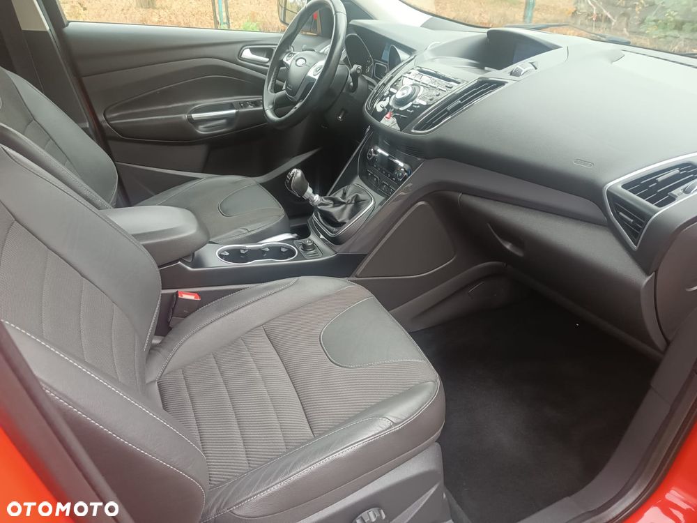 Ford Kuga 2.0 TDCi 4x4 Titanium - 19