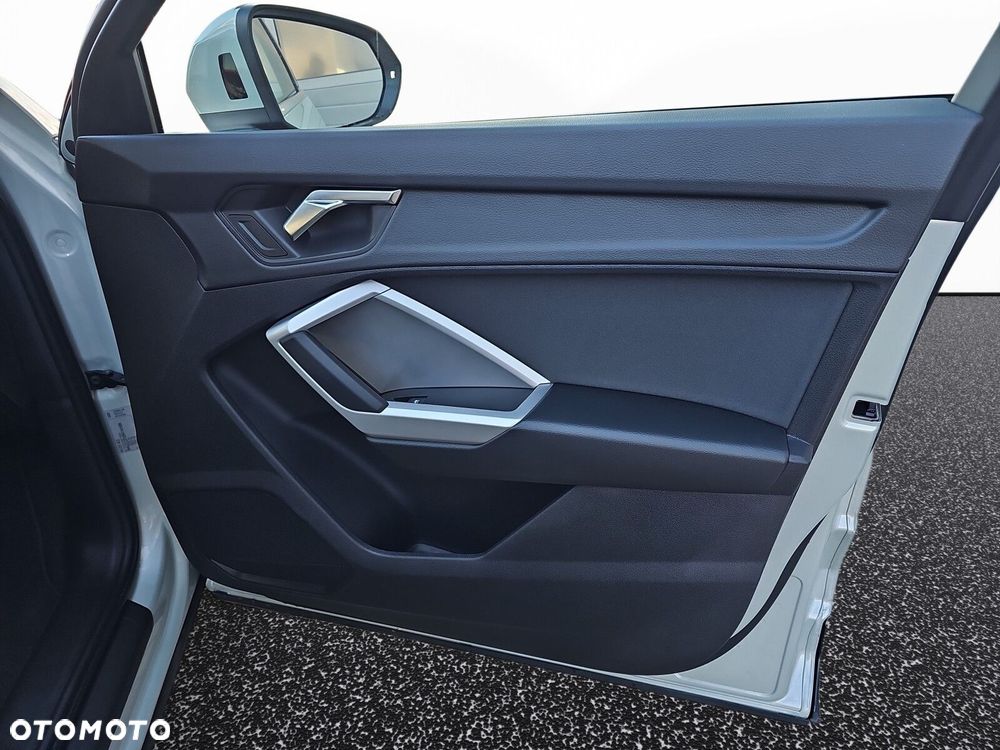 Audi Q3 Sportback - 21