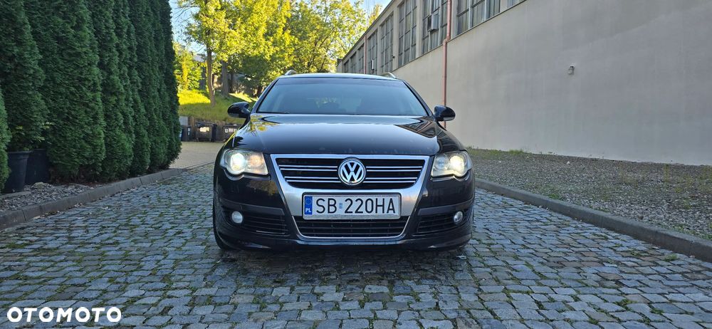Volkswagen Passat 2.0 TDI Highline R-Style - 8