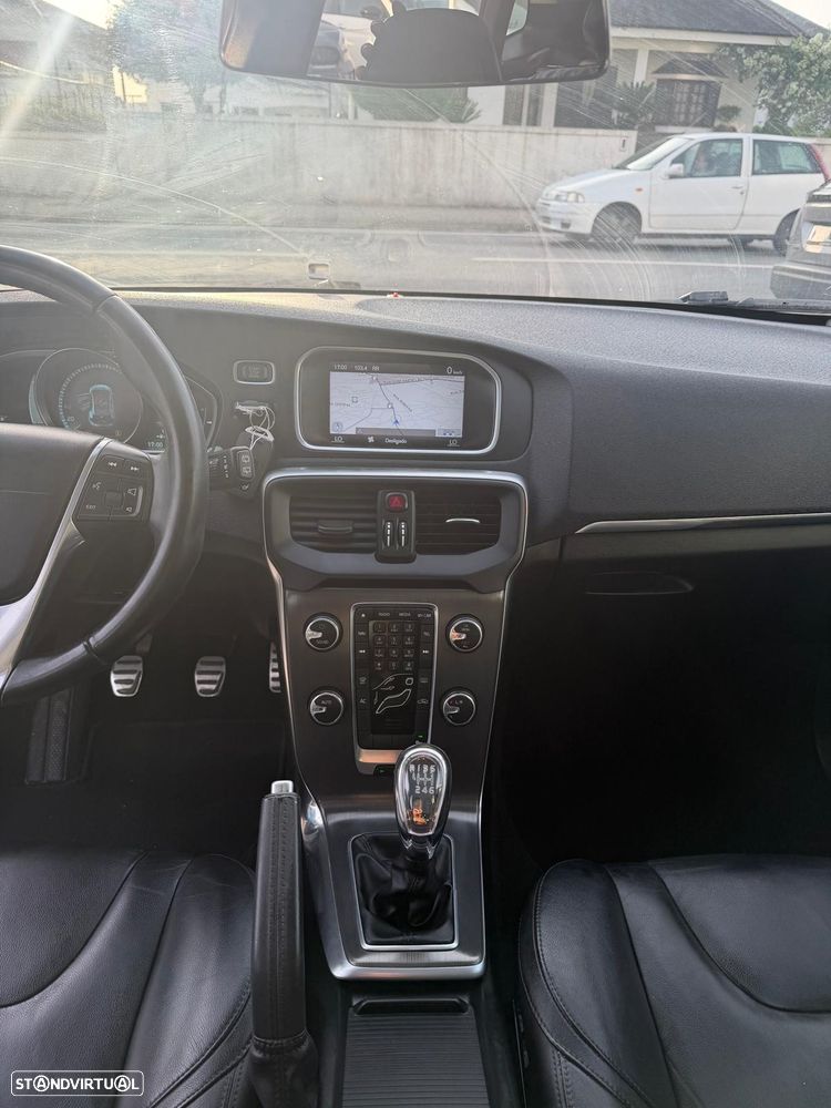 Volvo V40 D2 Momentum - 15