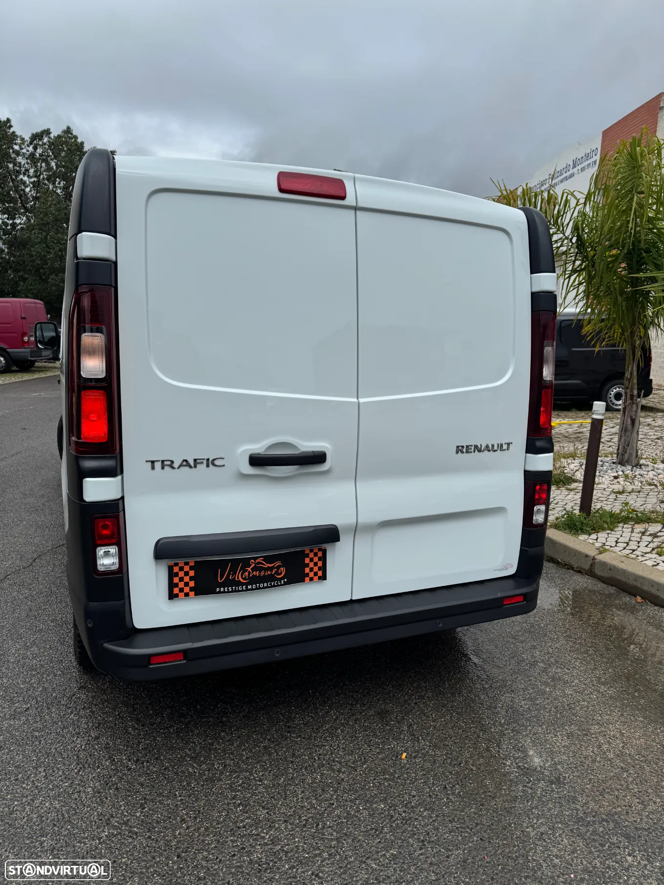 Renault TRAFIC L2H1 BLUE DCI 130 GRANDE CONFORTO - 24