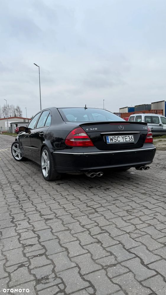 Mercedes-Benz Klasa E 320 CDI Avantgarde - 4