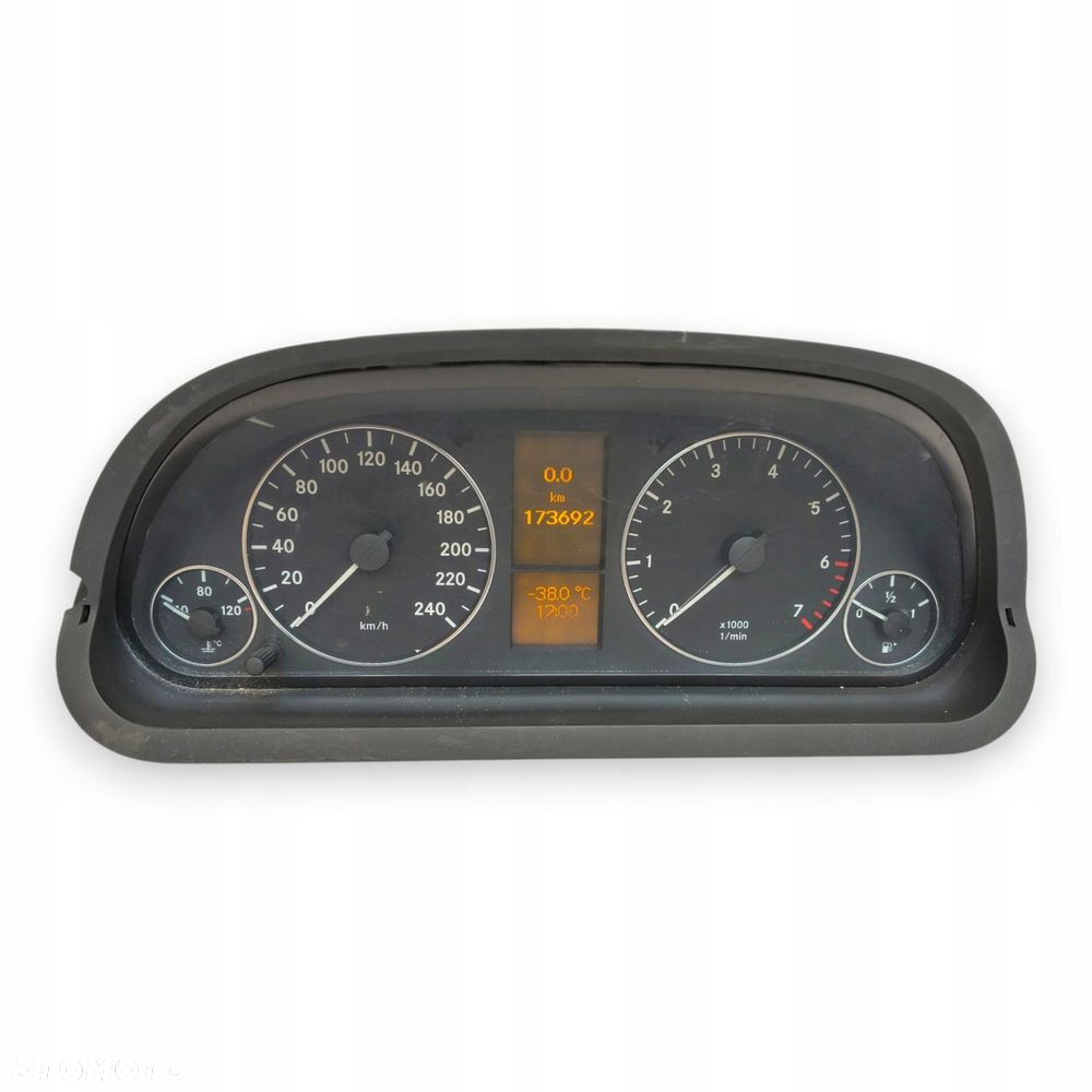 LICZNIK ZEGARY Mercedes W169 1.5 8V Benzyna 173 692km europa - 3