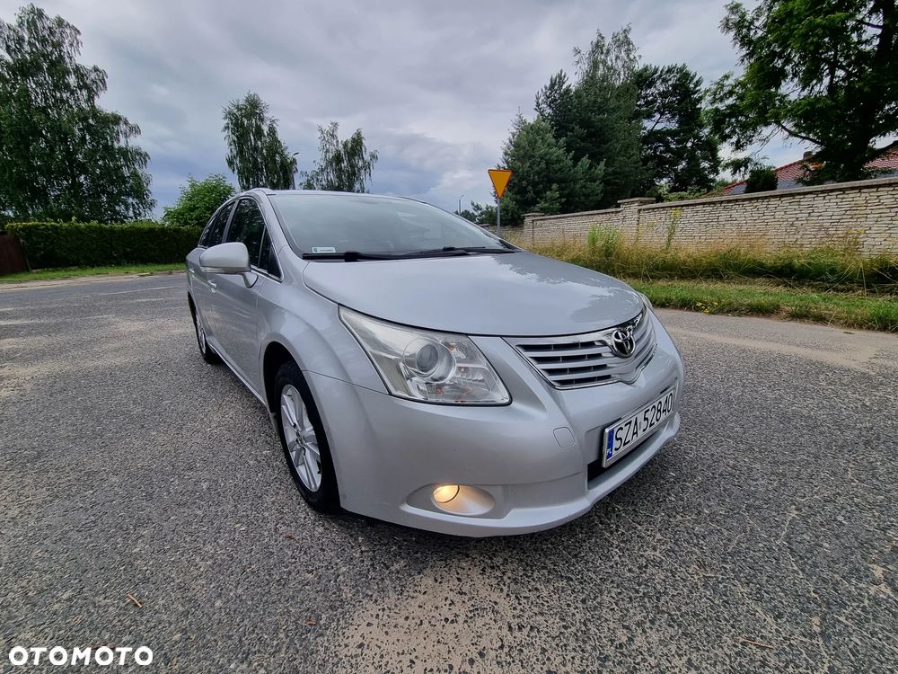 Toyota Avensis - 3