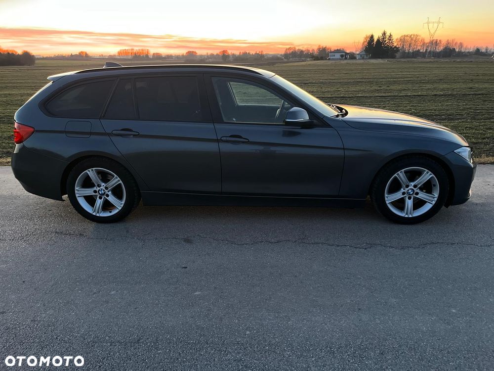 BMW Seria 3 320d Efficient Dynamics - 11