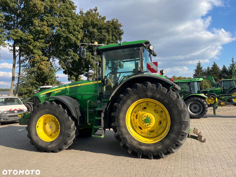 John Deere 8430 - 2