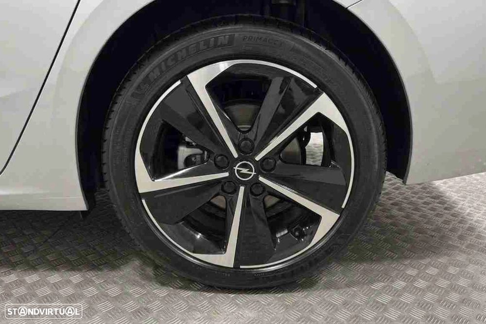 Opel Astra Sports Tourer - 6