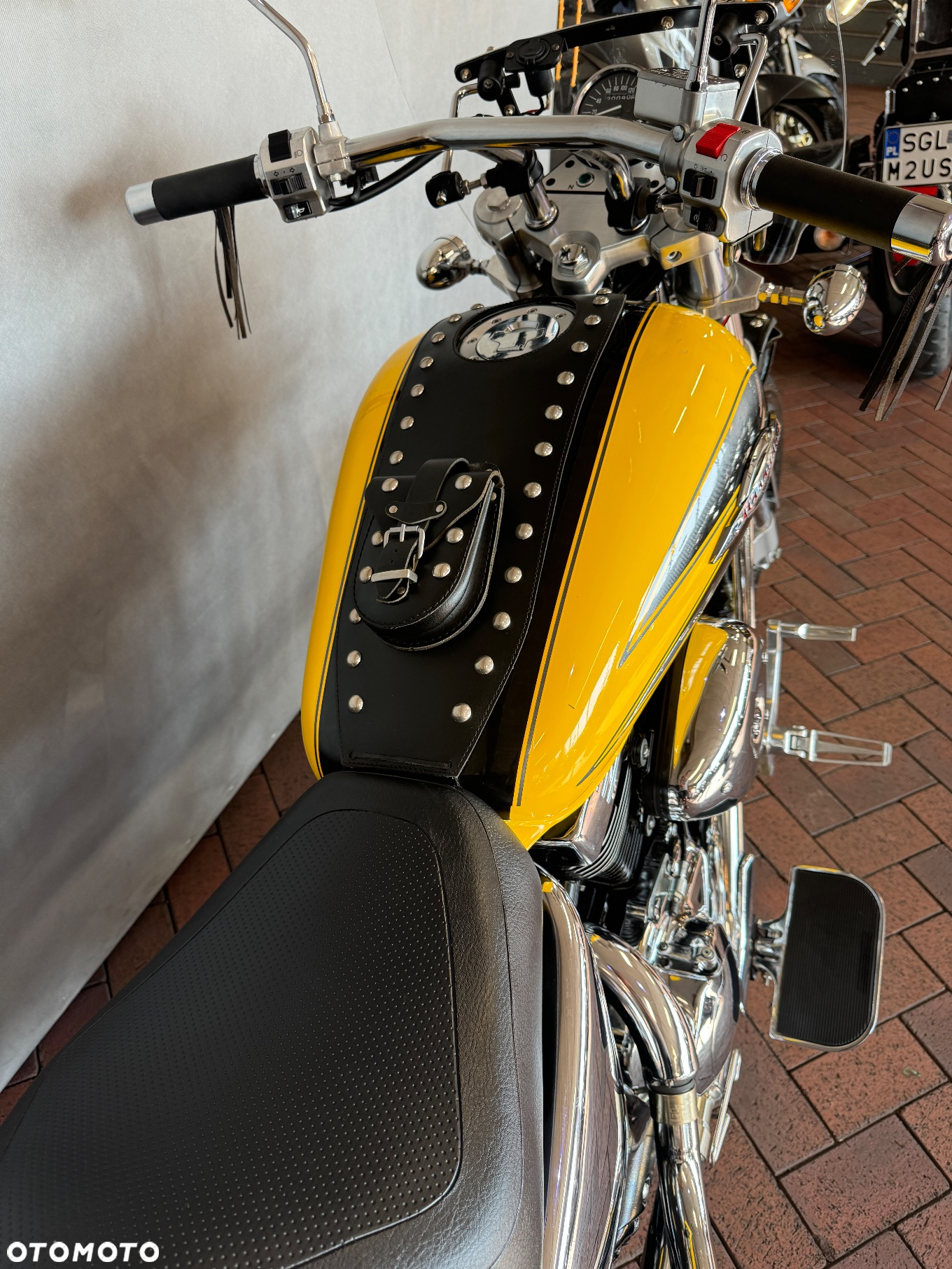 Suzuki Marauder - 16