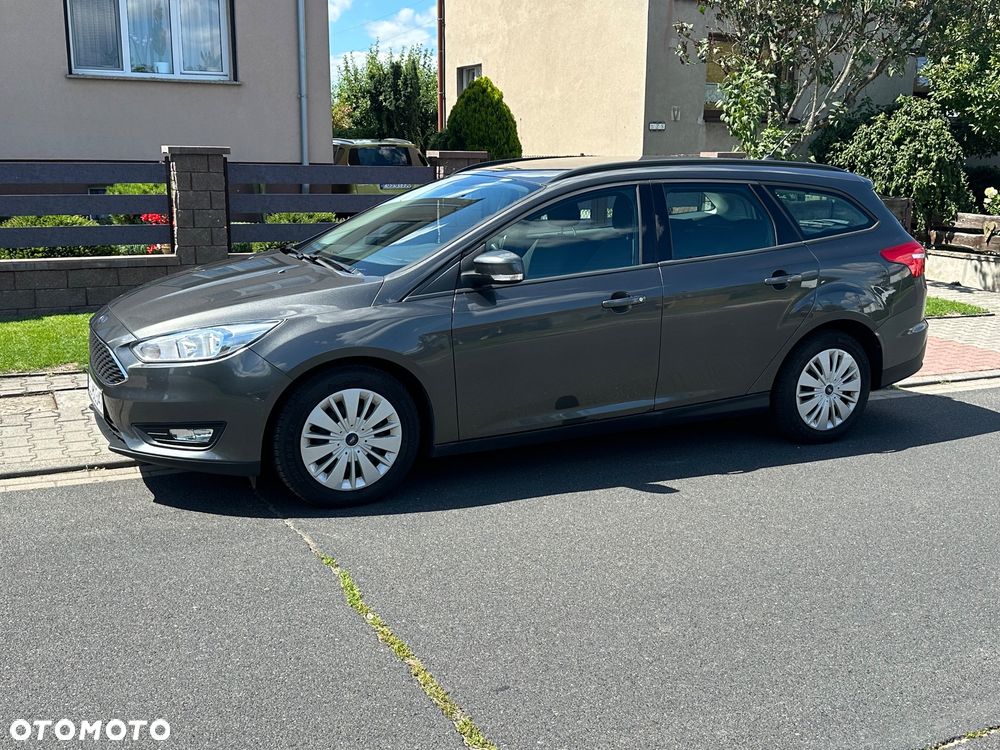Ford Focus 1.0 EcoBoost Start-Stopp-System COOL&CONNECT DESIGN - 17