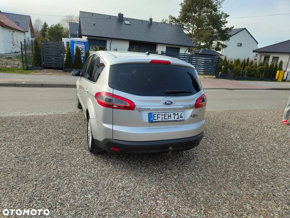 Ford S-Max 2.0 TDCi DPF Champions Edition - 13