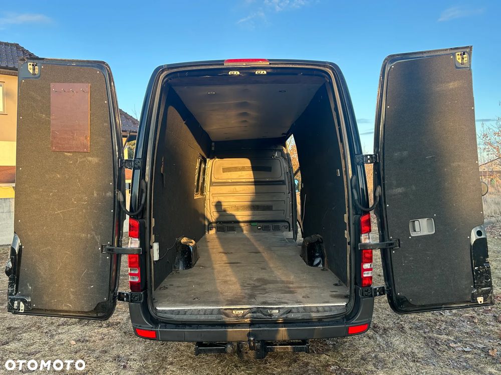 Mercedes-Benz Sprinter - 7