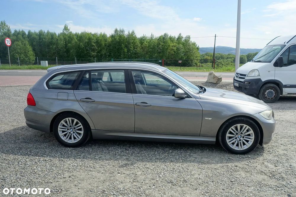 BMW Seria 3 316d Touring - 4