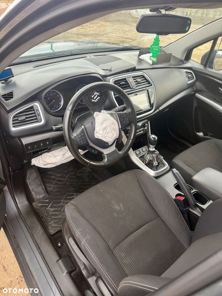 Suzuki SX4 S-Cross - 5
