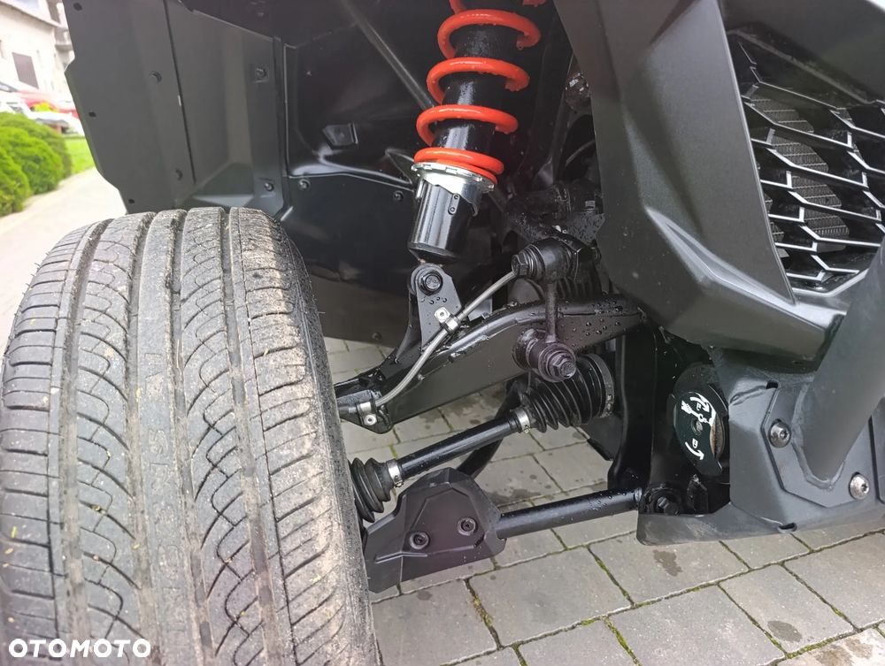 Can-Am Maverick - 19
