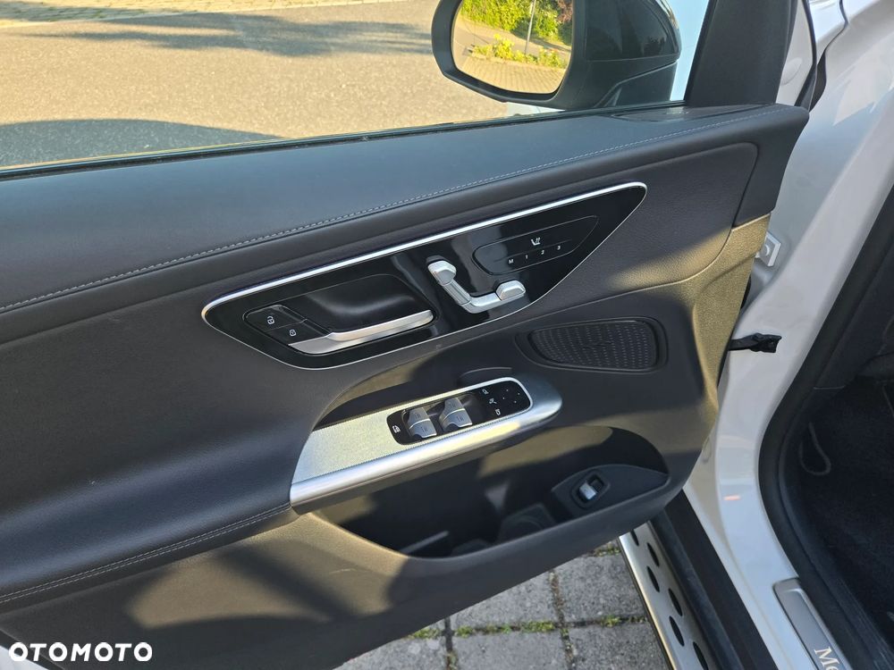 Mercedes-Benz GLC 220 d 4Matic 9G-TRONIC Edition AMG Line - 9