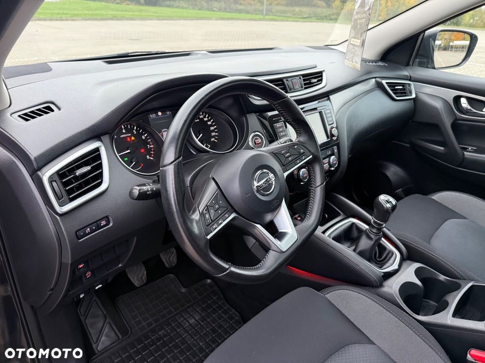 Nissan Qashqai 1.3 DIG-T ACENTA - 13