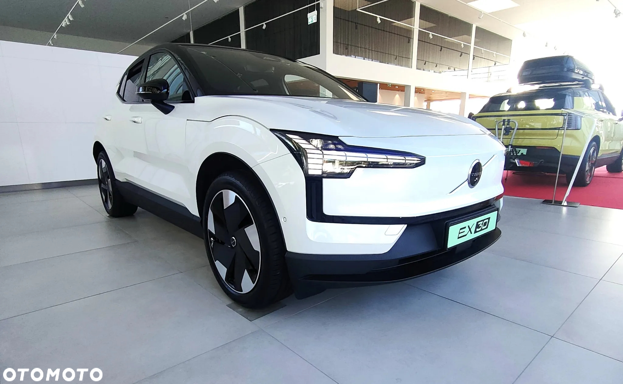 Volvo EX30 69kWh Single Motor Long Range Ultra - 2