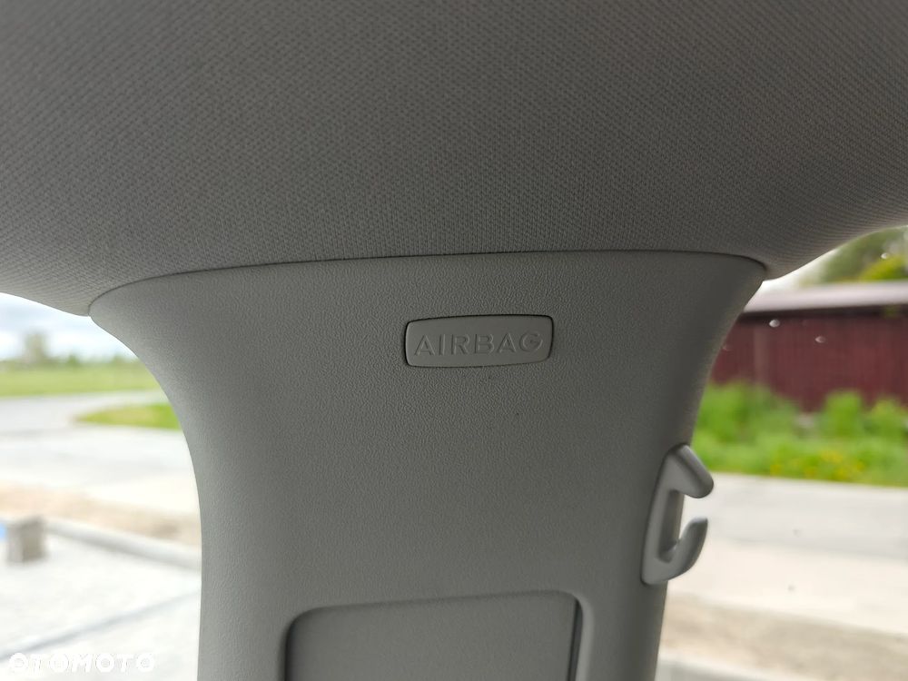 Volkswagen Touran 1.6 TDI DPF Highline - 12