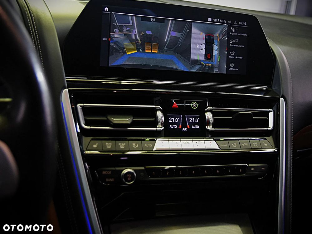 BMW Seria 8 840i xDrive - 23