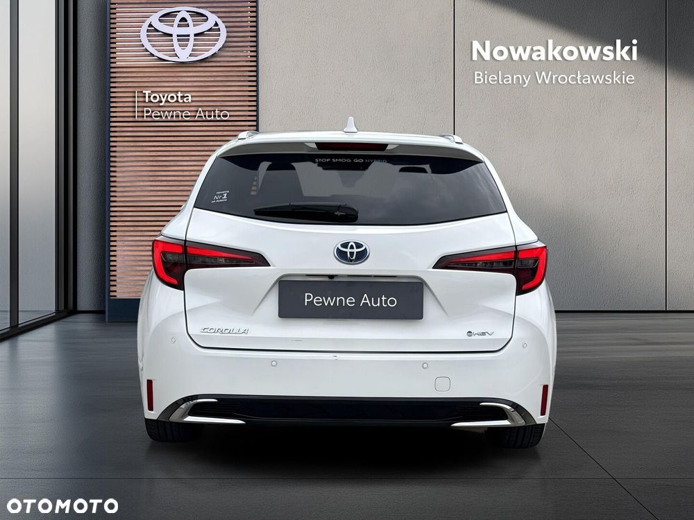 Toyota Corolla - 5