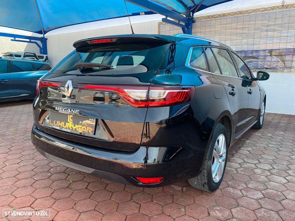 Renault Mégane Sport Tourer BLUE dCi 115 ZEN - 9
