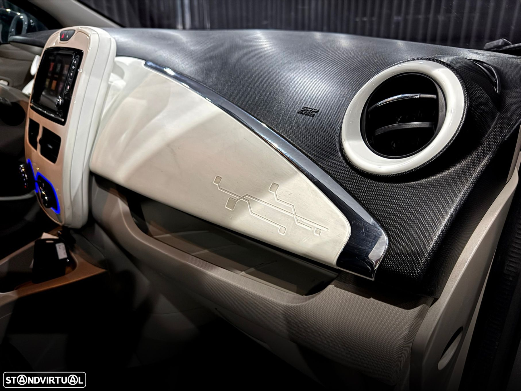 Renault Zoe - 23