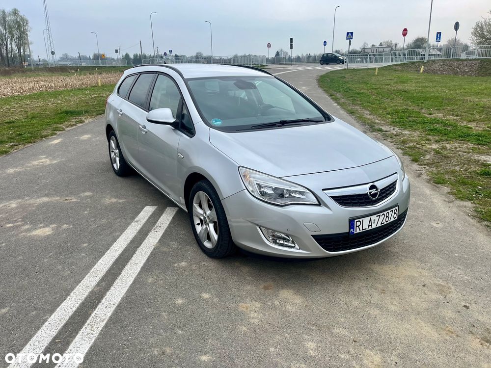 Opel Astra 1.4 Turbo Automatik 150 Jahre - 3