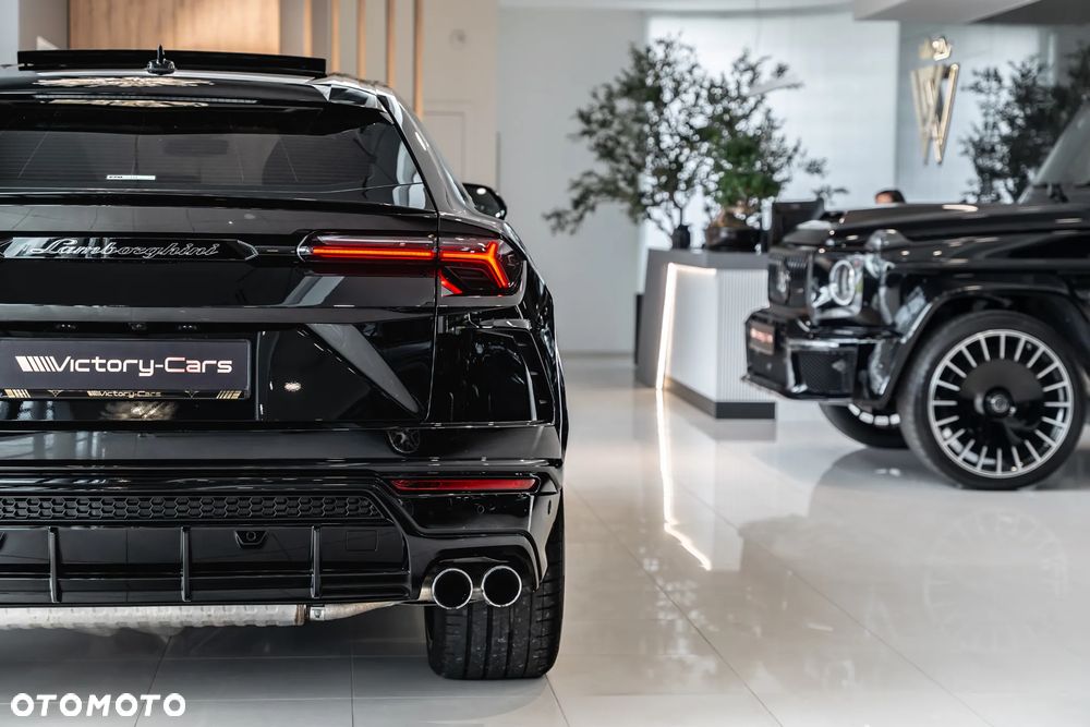Lamborghini Urus - 8