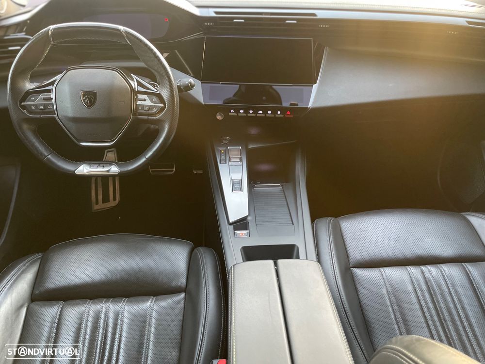 Peugeot 308 1.5 BlueHDi GT EAT8 - 17