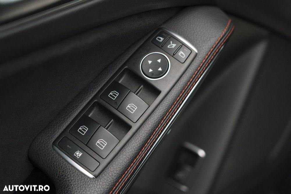 Mercedes-Benz GLA 220 4MATIC - 29