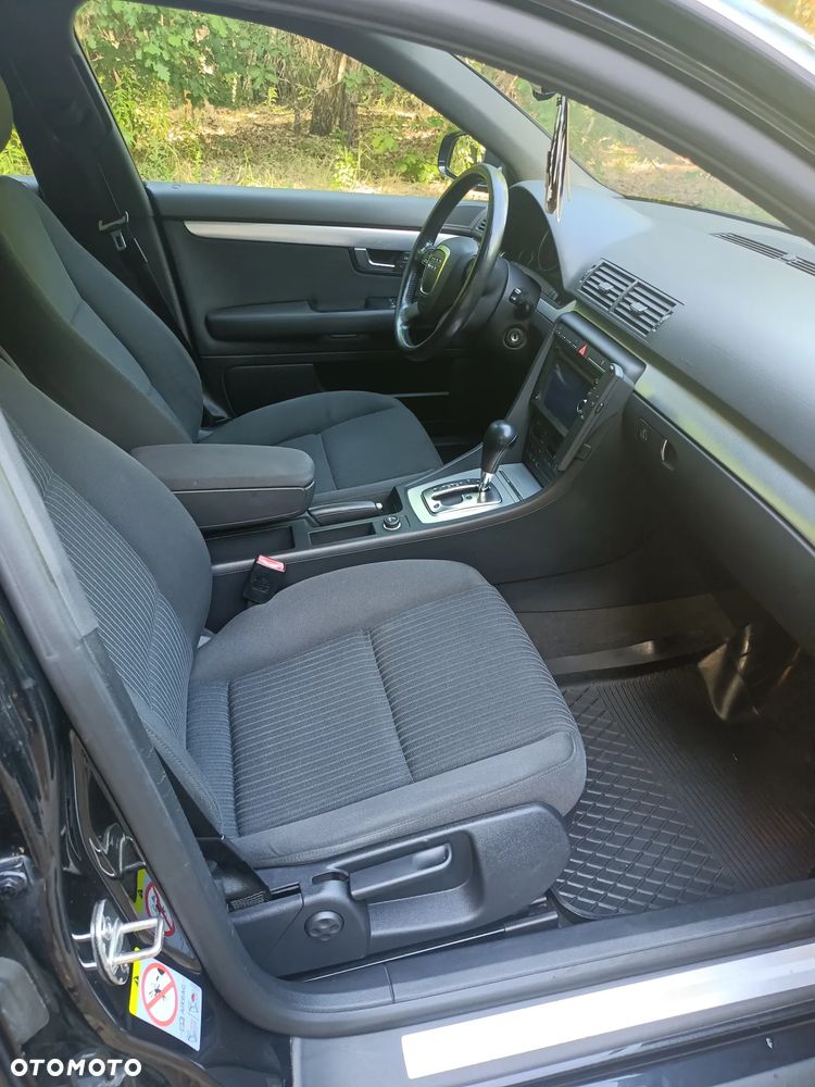Audi A4 Avant - 27