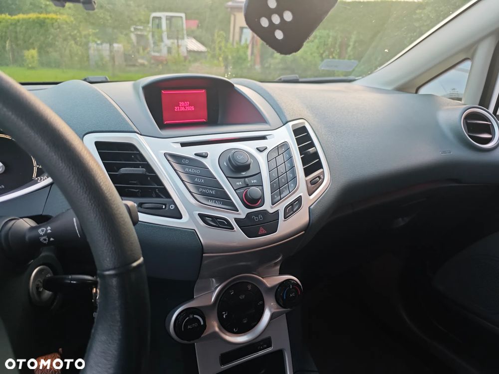 Ford Fiesta 1.25 Trend - 7