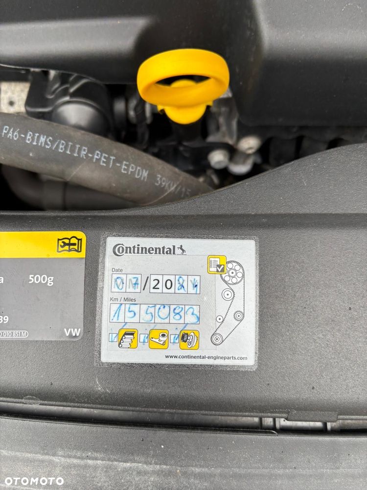 Volkswagen Golf - 14